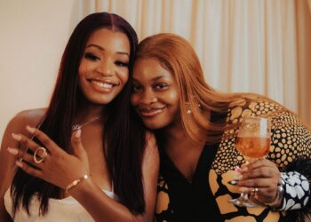 Girls That Gather 21 Magazine